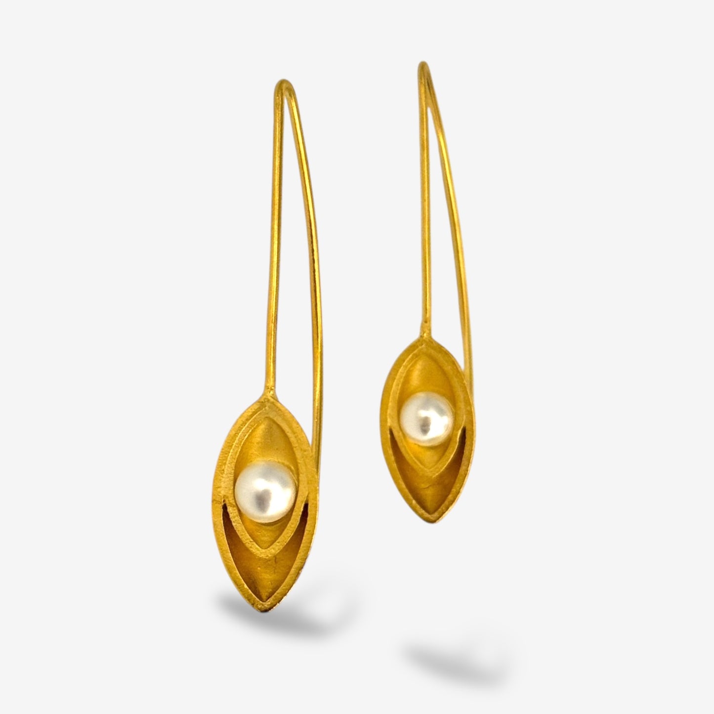 Petal Pearl Drop Earring