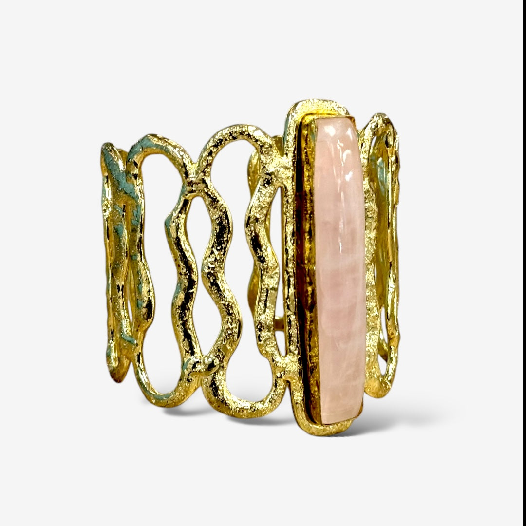Ava Cuff Rose Quartz