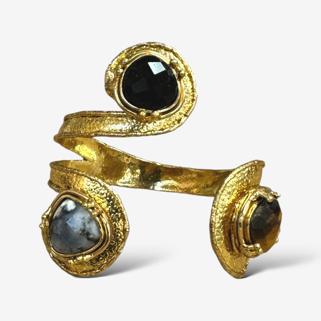 Tina cuff