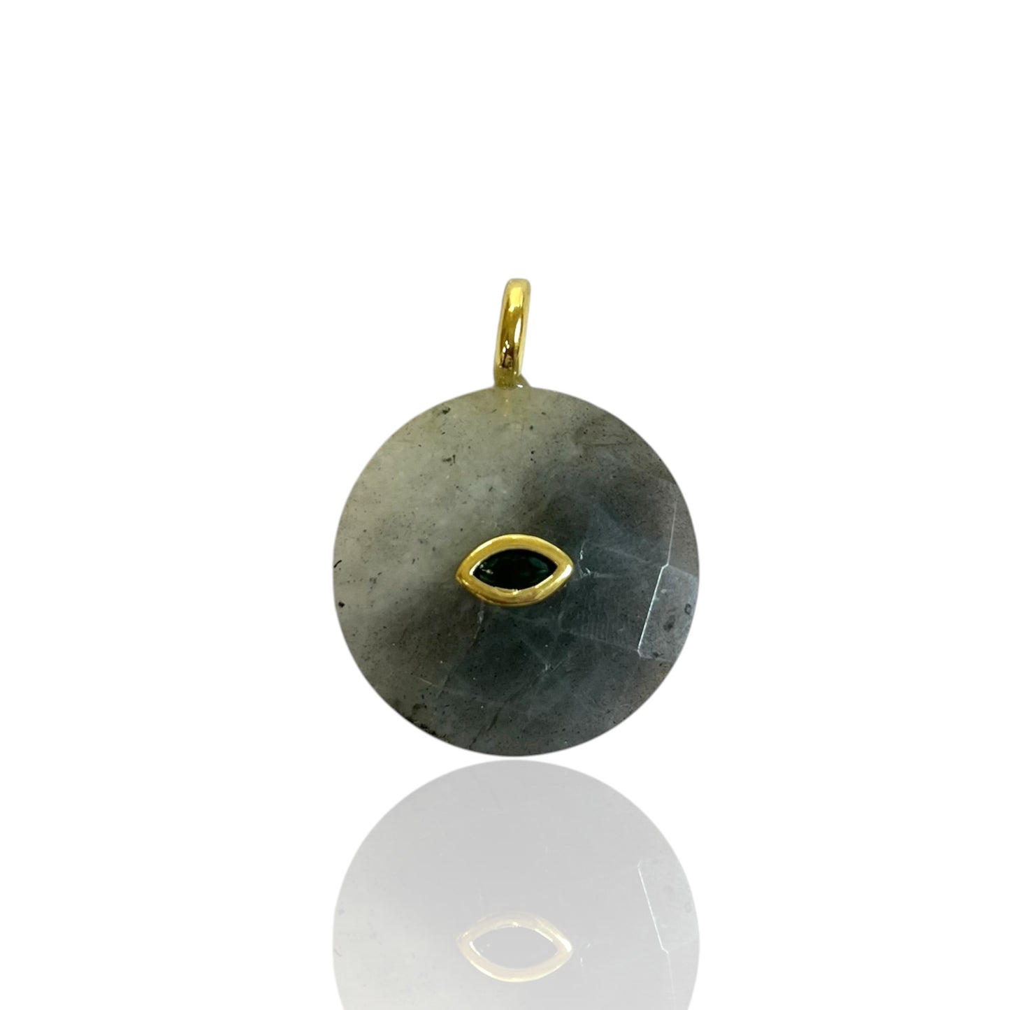Arlo Charm
