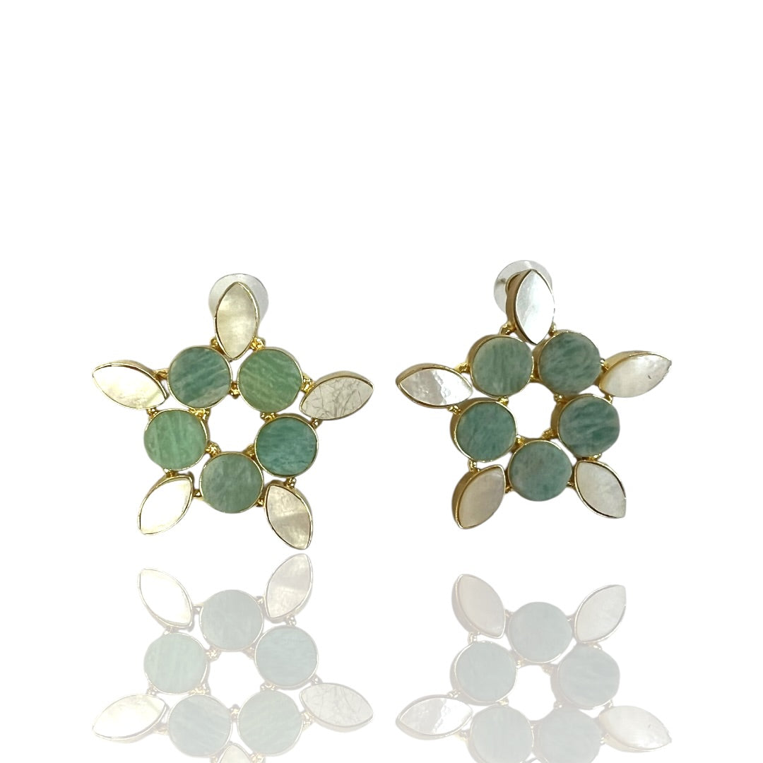 Solene Wink Studs