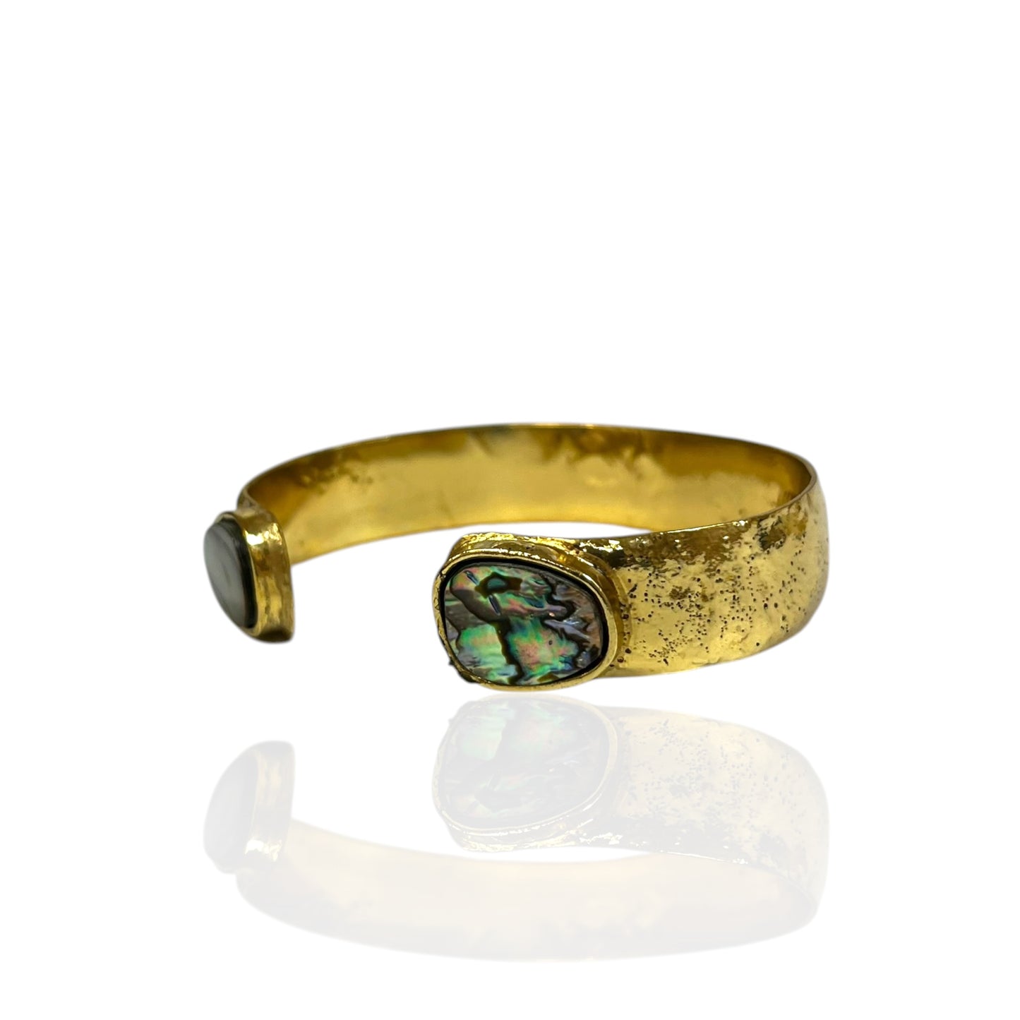 Abella  Cuff