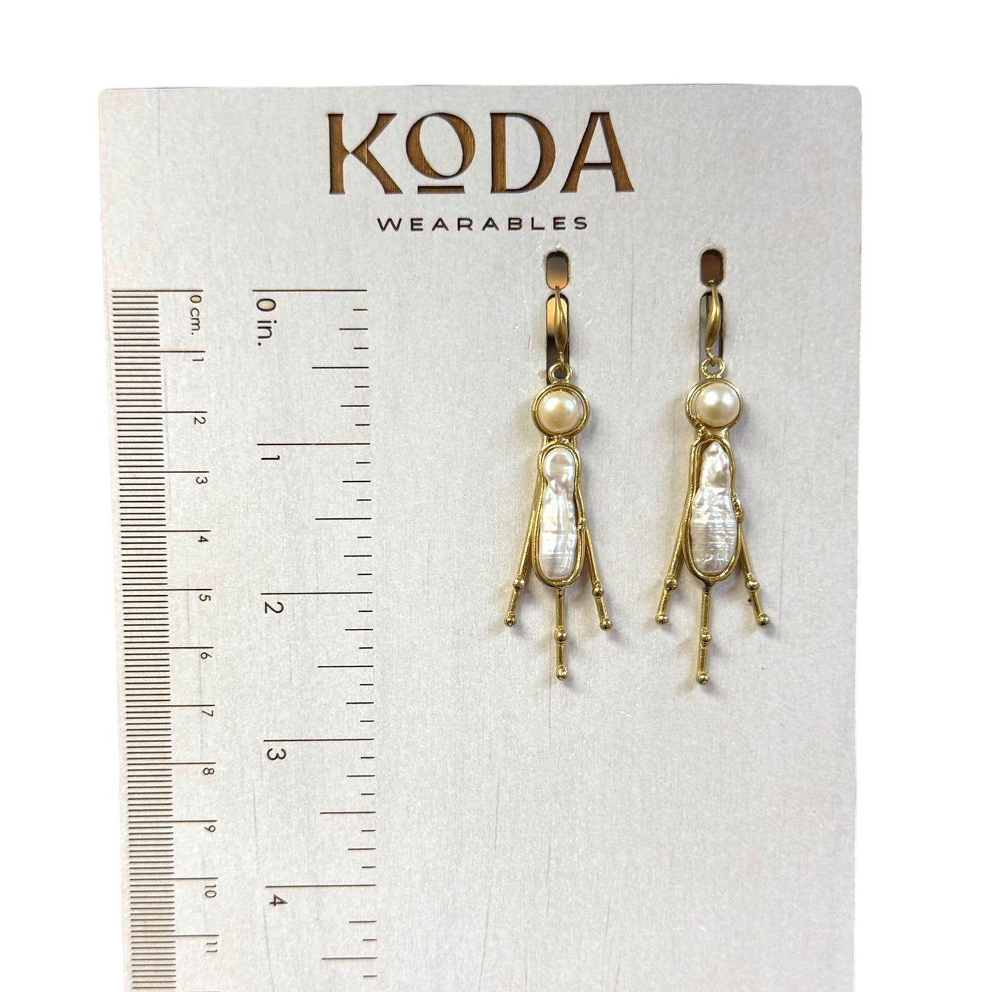 Lila Pearl Earrings