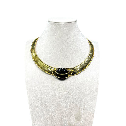 Queen’s Gleam Choker