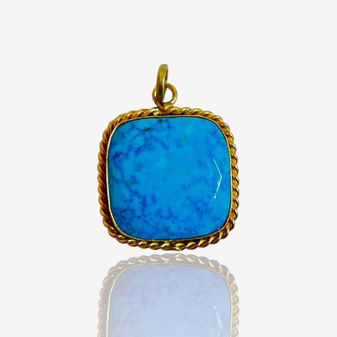 Riley Pendant