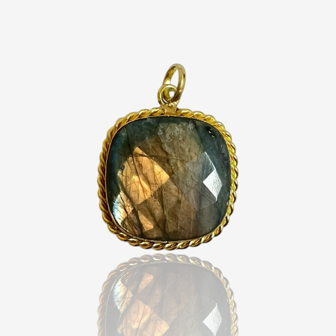 Riley Pendant