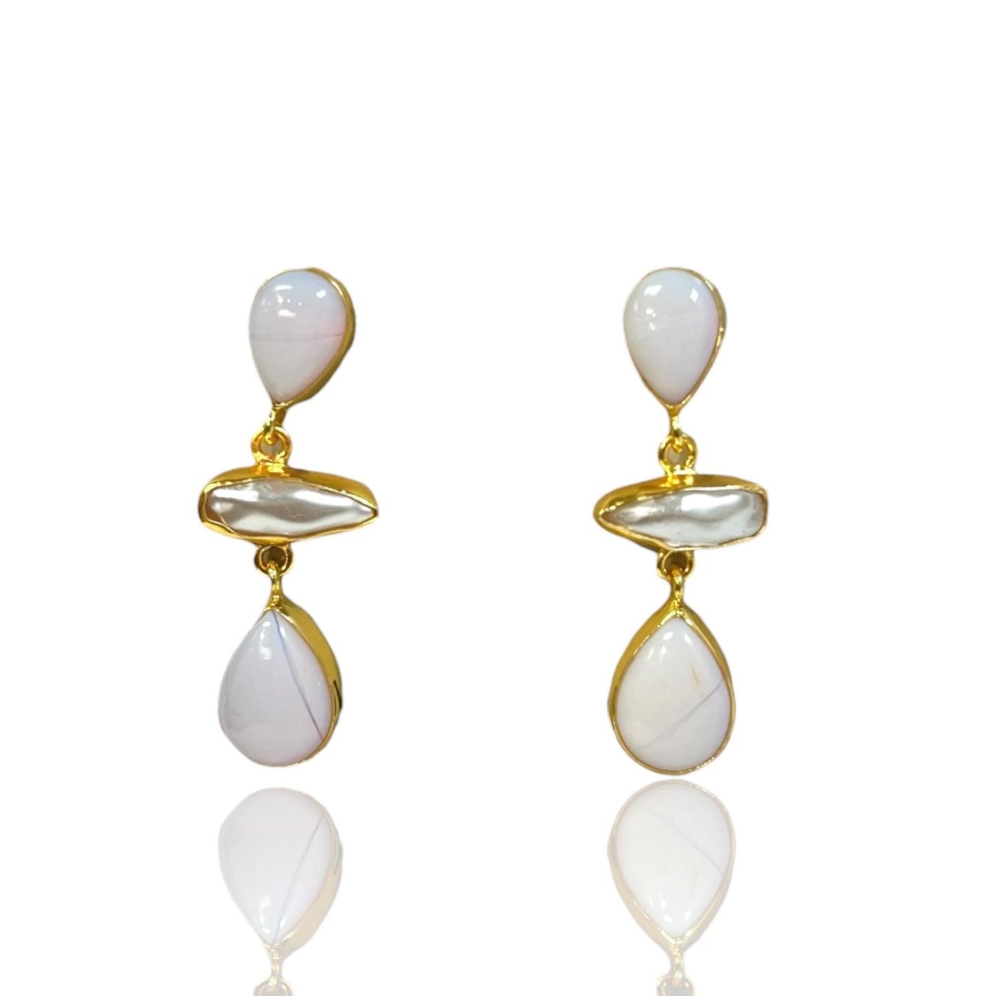 NATURAL STONE PEARL DANGLE EARRINGS