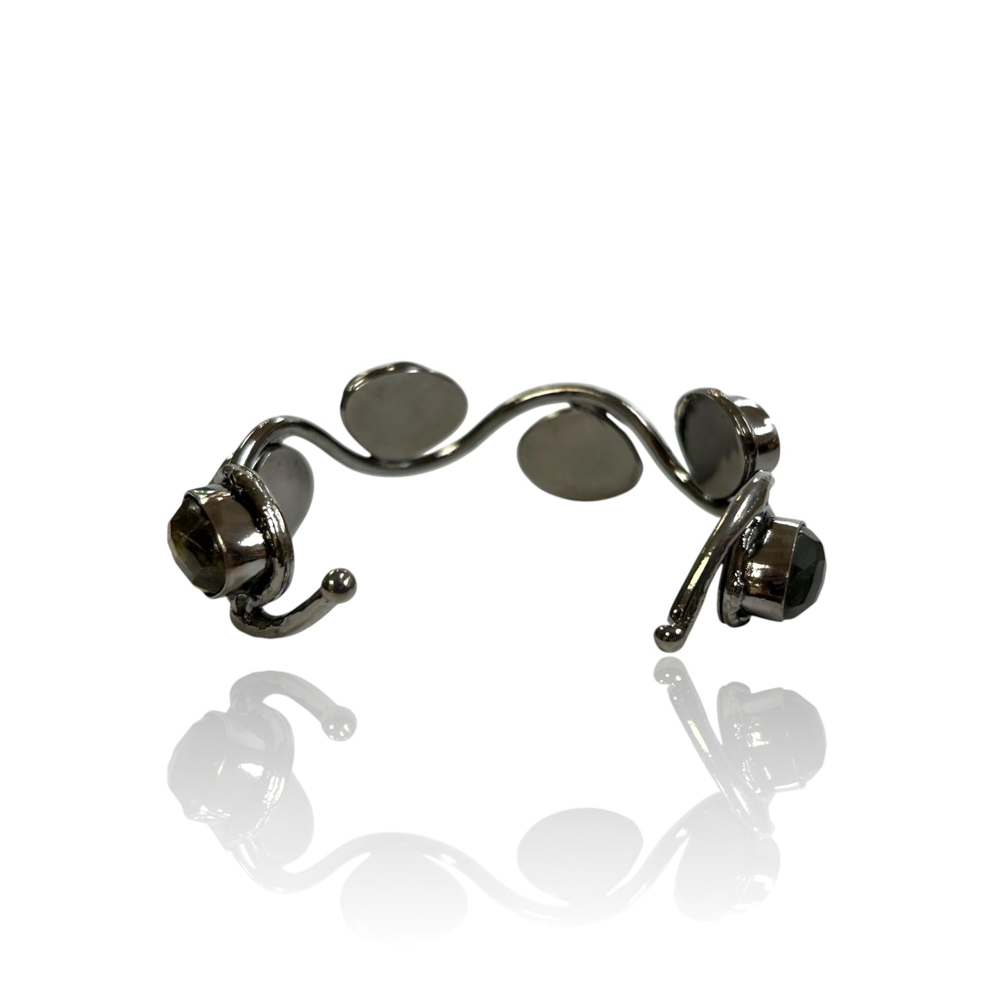 Lucia Cuff