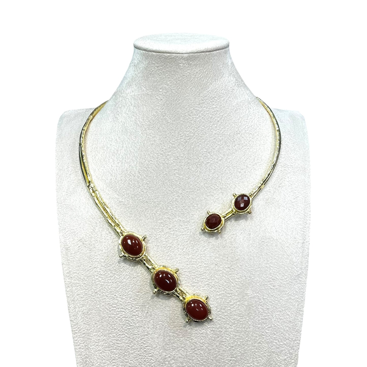 Chloe Choker
