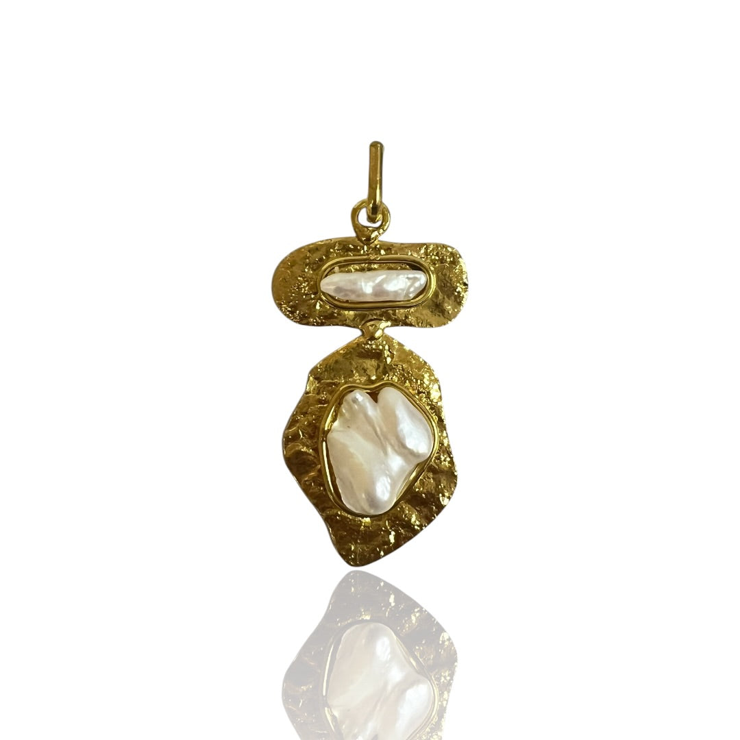 Ashley Peal pendant