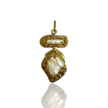 Ashley Peal pendant