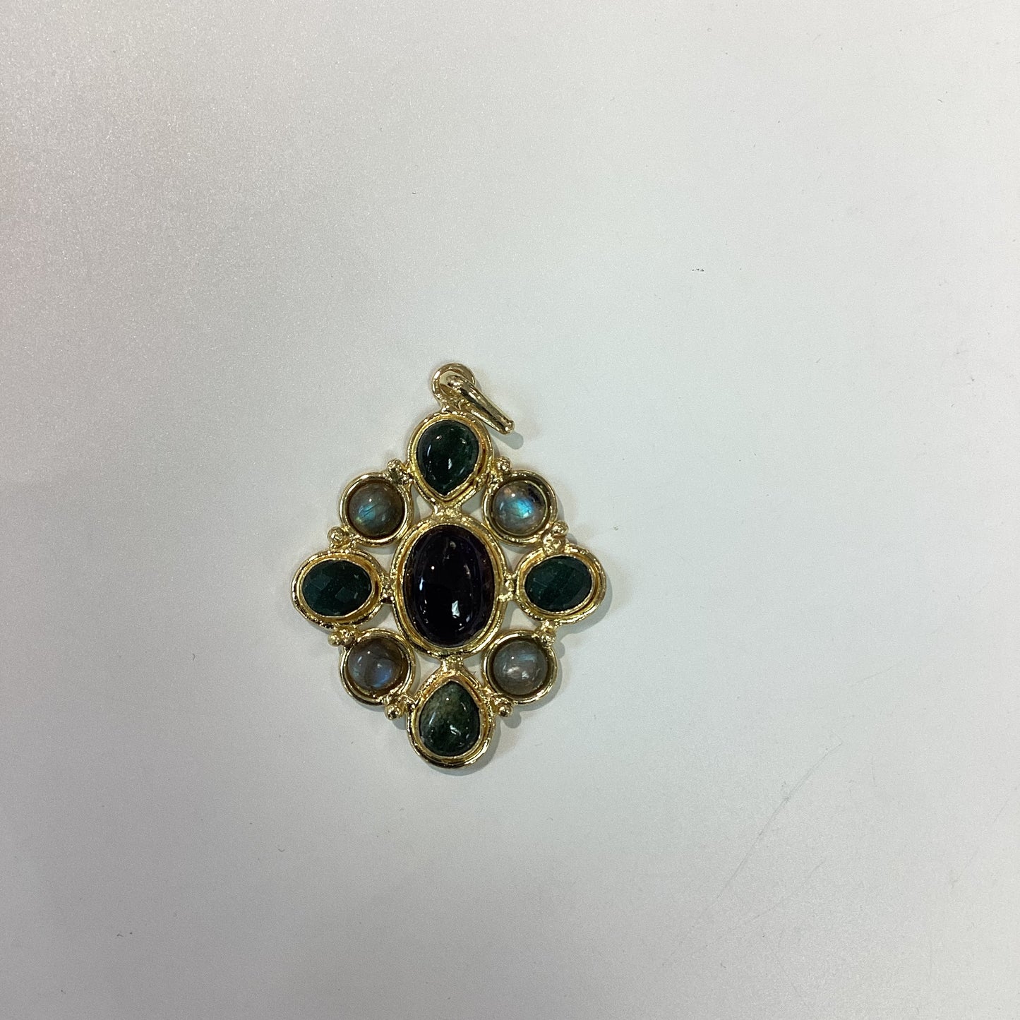 Ava Pendant