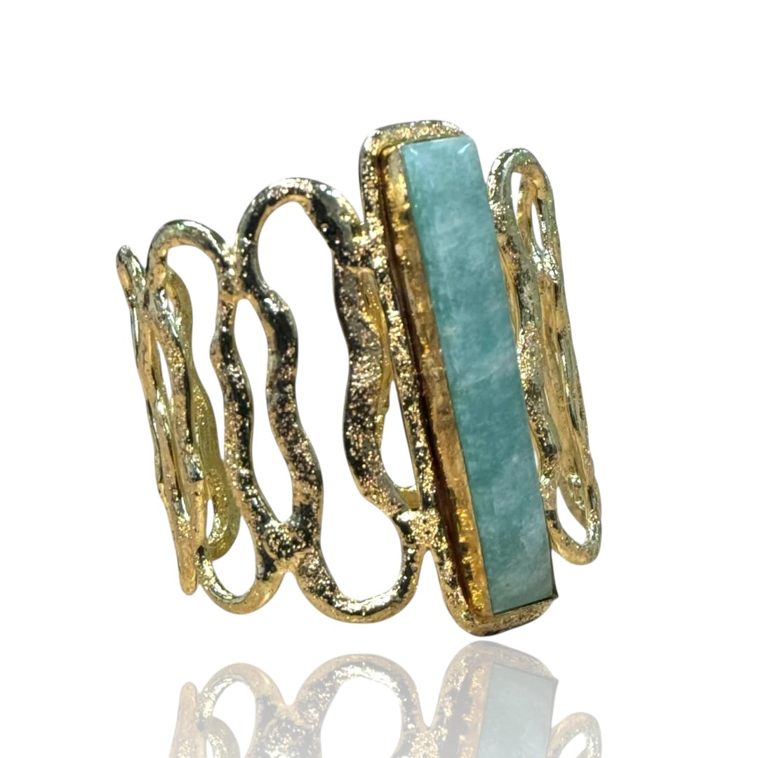 Ava Cuff