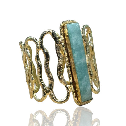 Ava Cuff