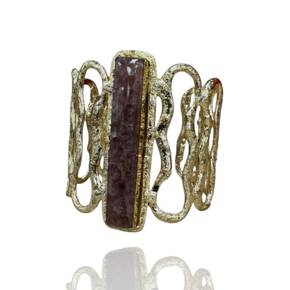 Ava Cuff