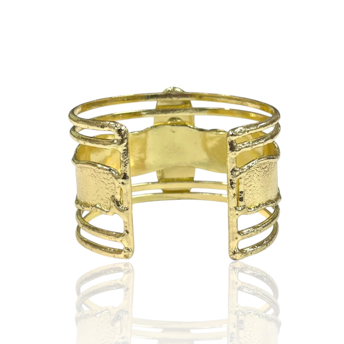 Avery Cuff