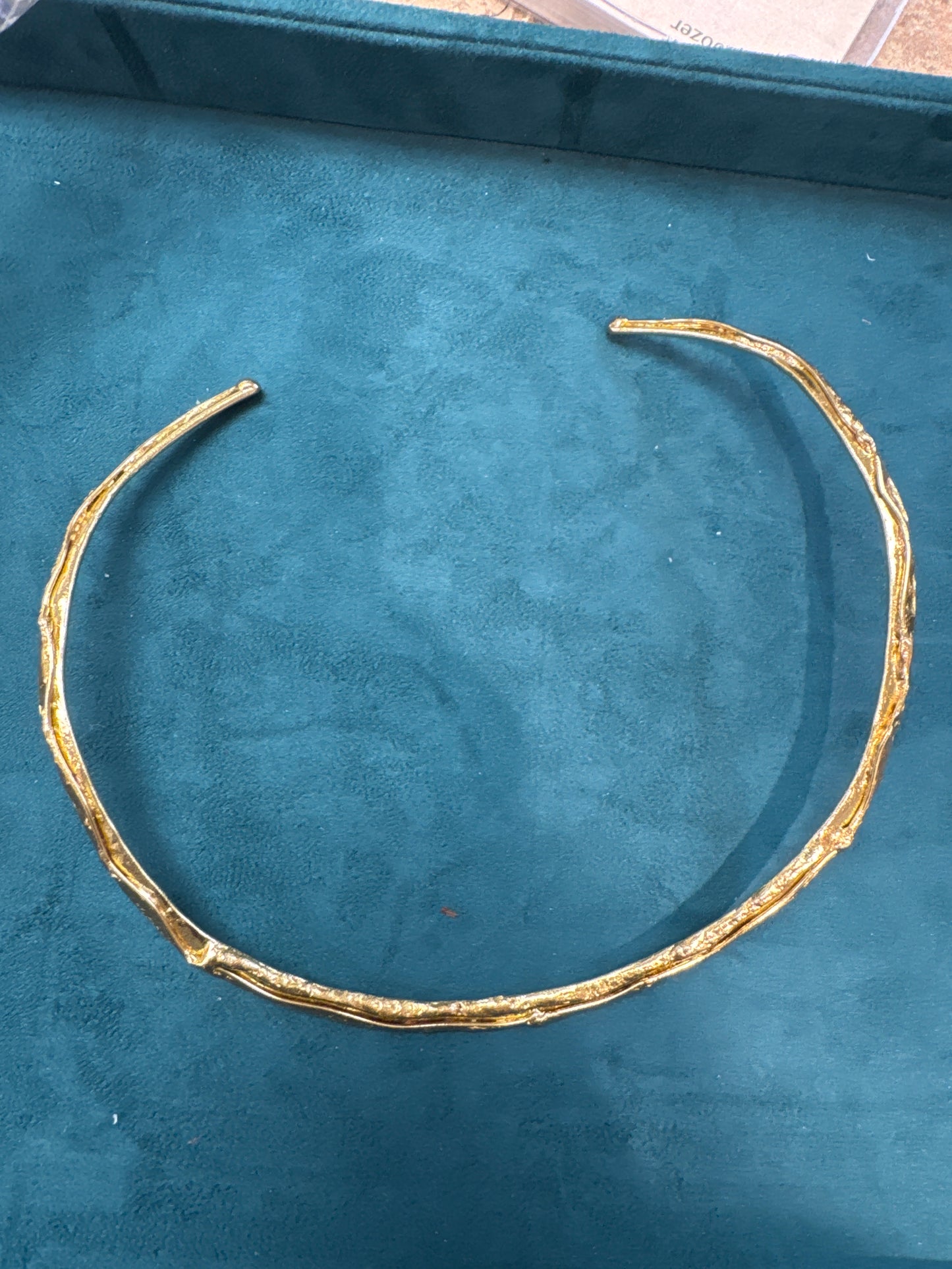 Brass hammered choker