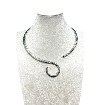 S choker