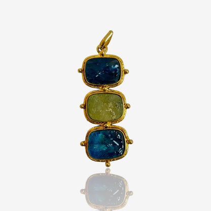 Donna Raw Stone Pendant