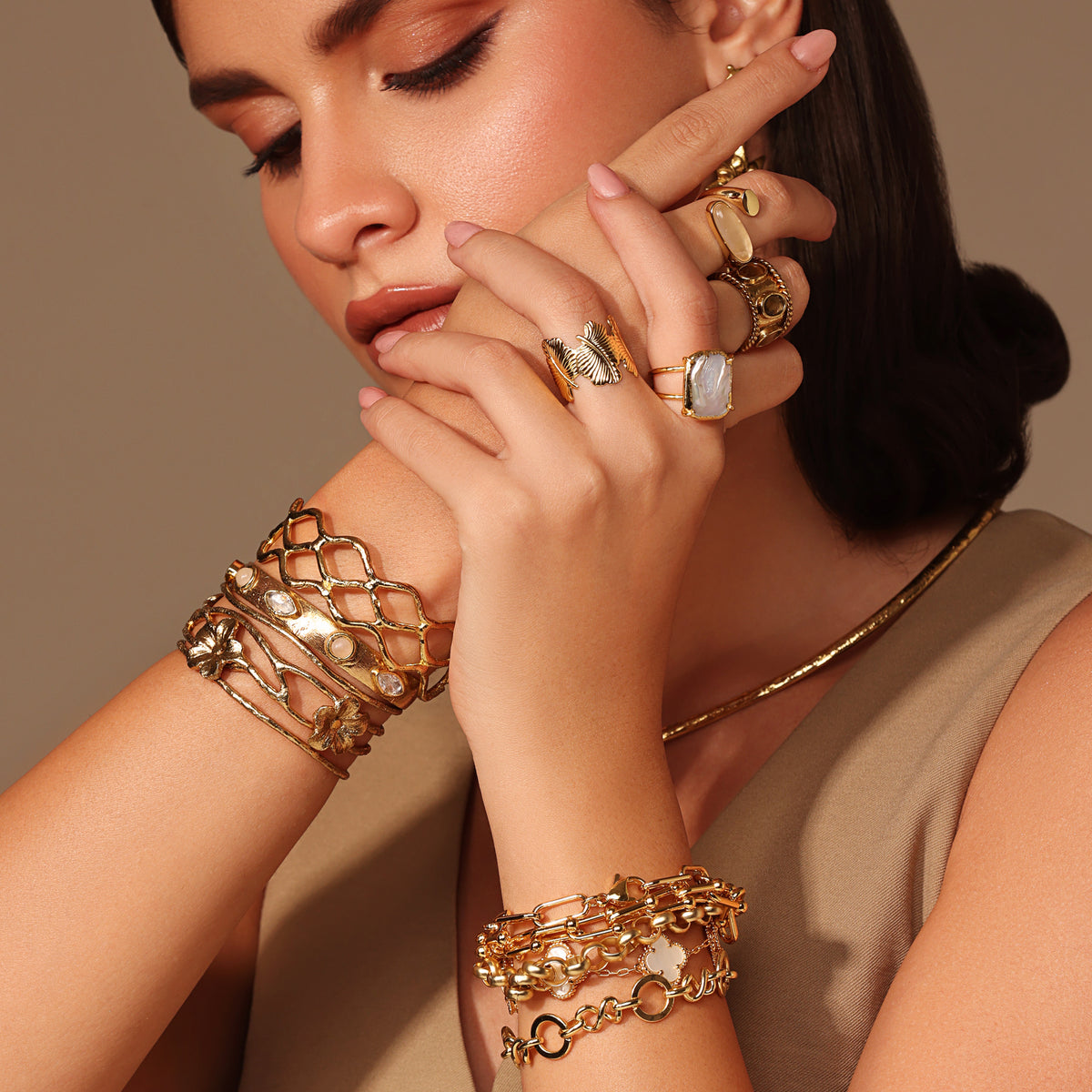 Chloe rings