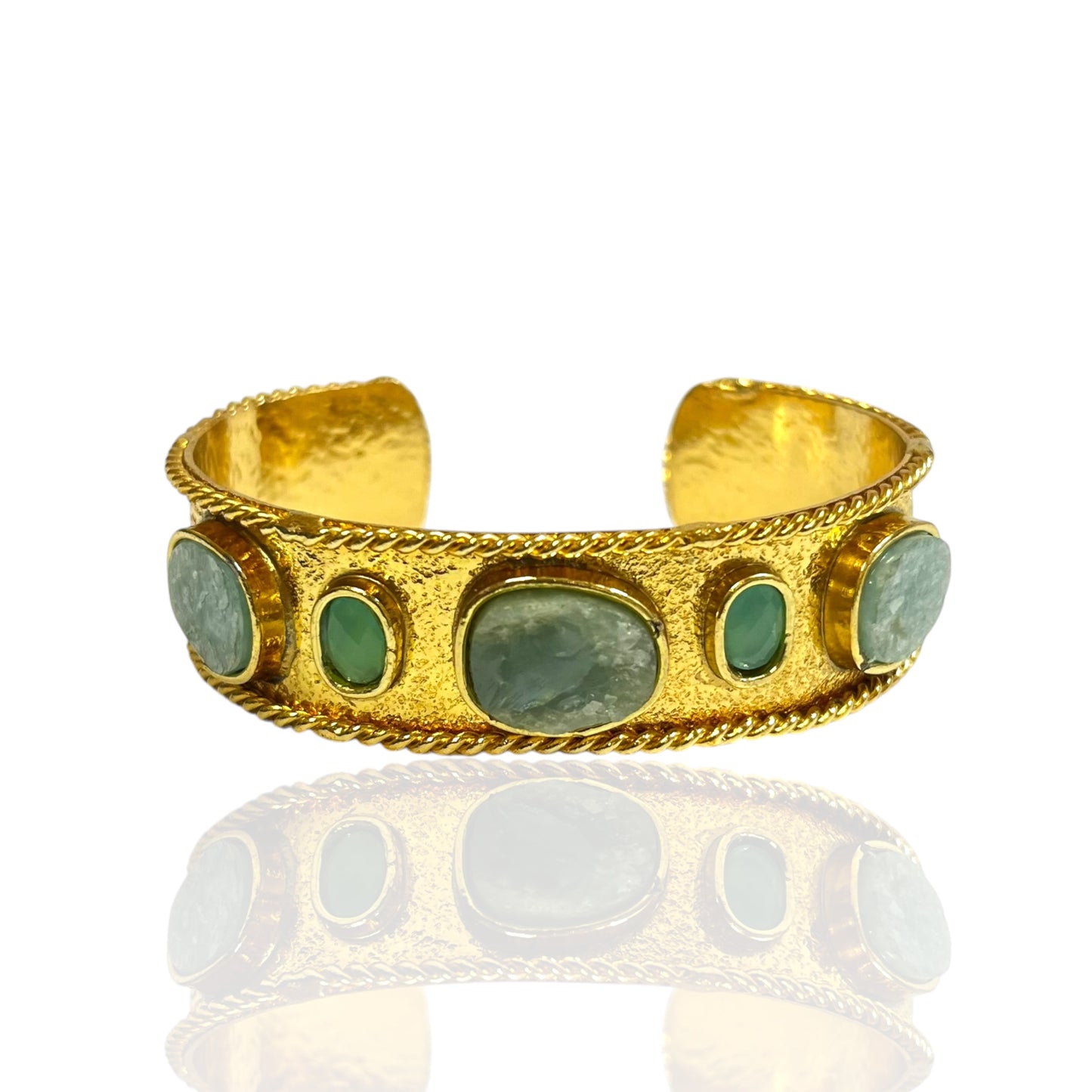 Lilyana Cuff