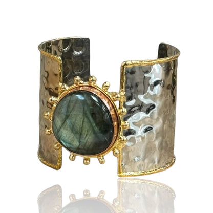 Dana Cuff