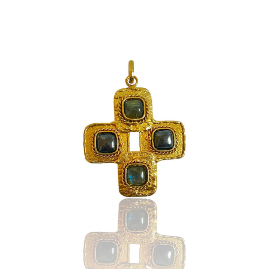 Diane Pendant