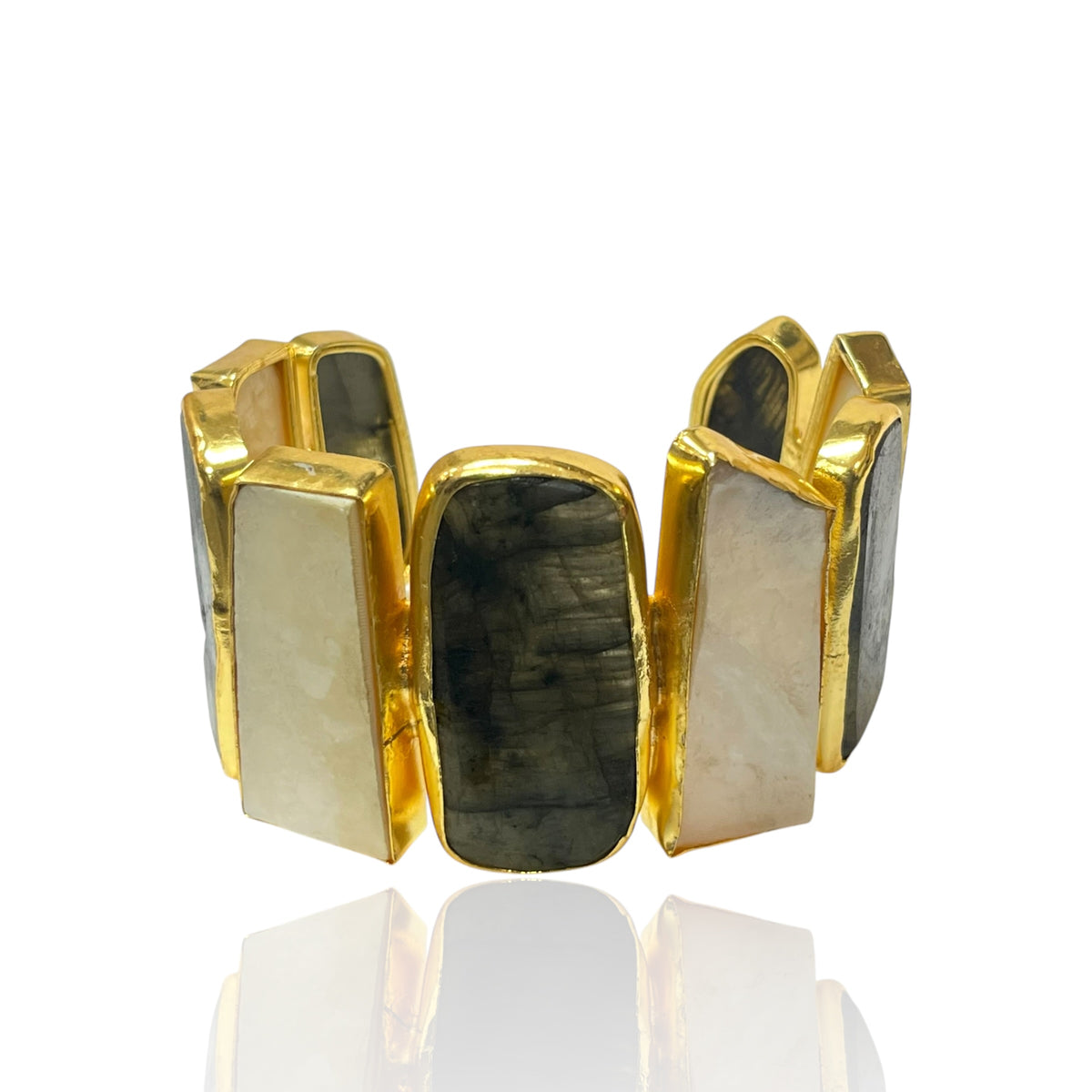 Ella Cuff