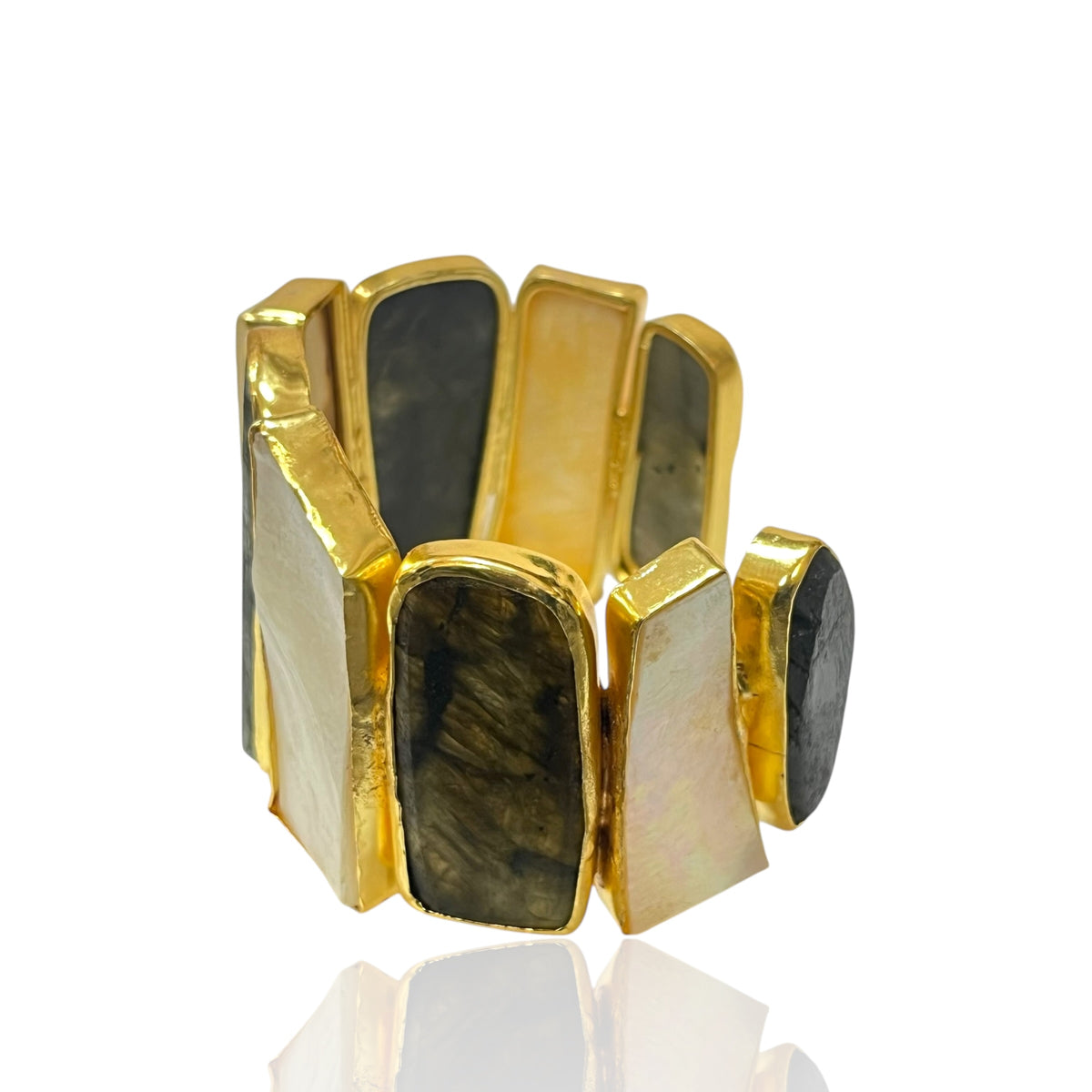 Ella Cuff