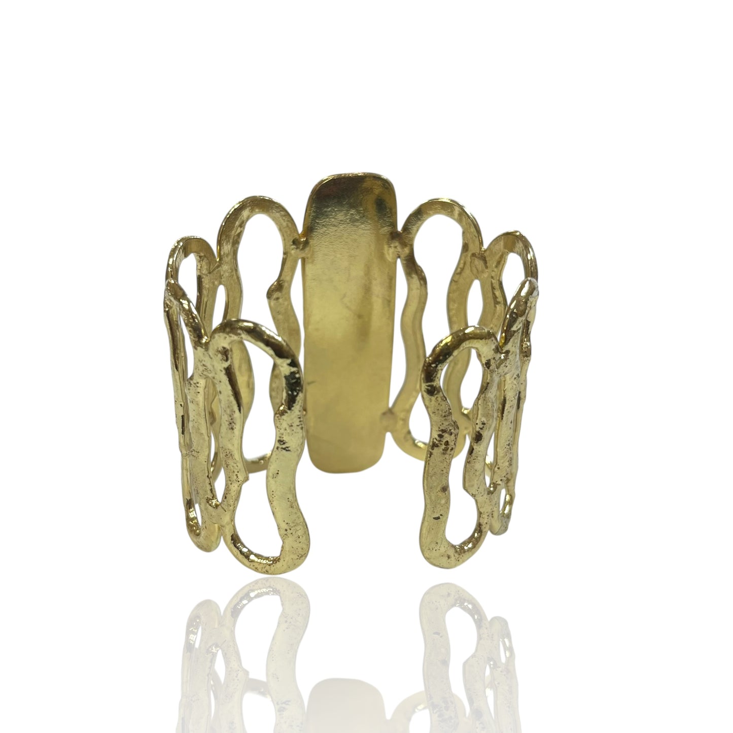Ava Cuff