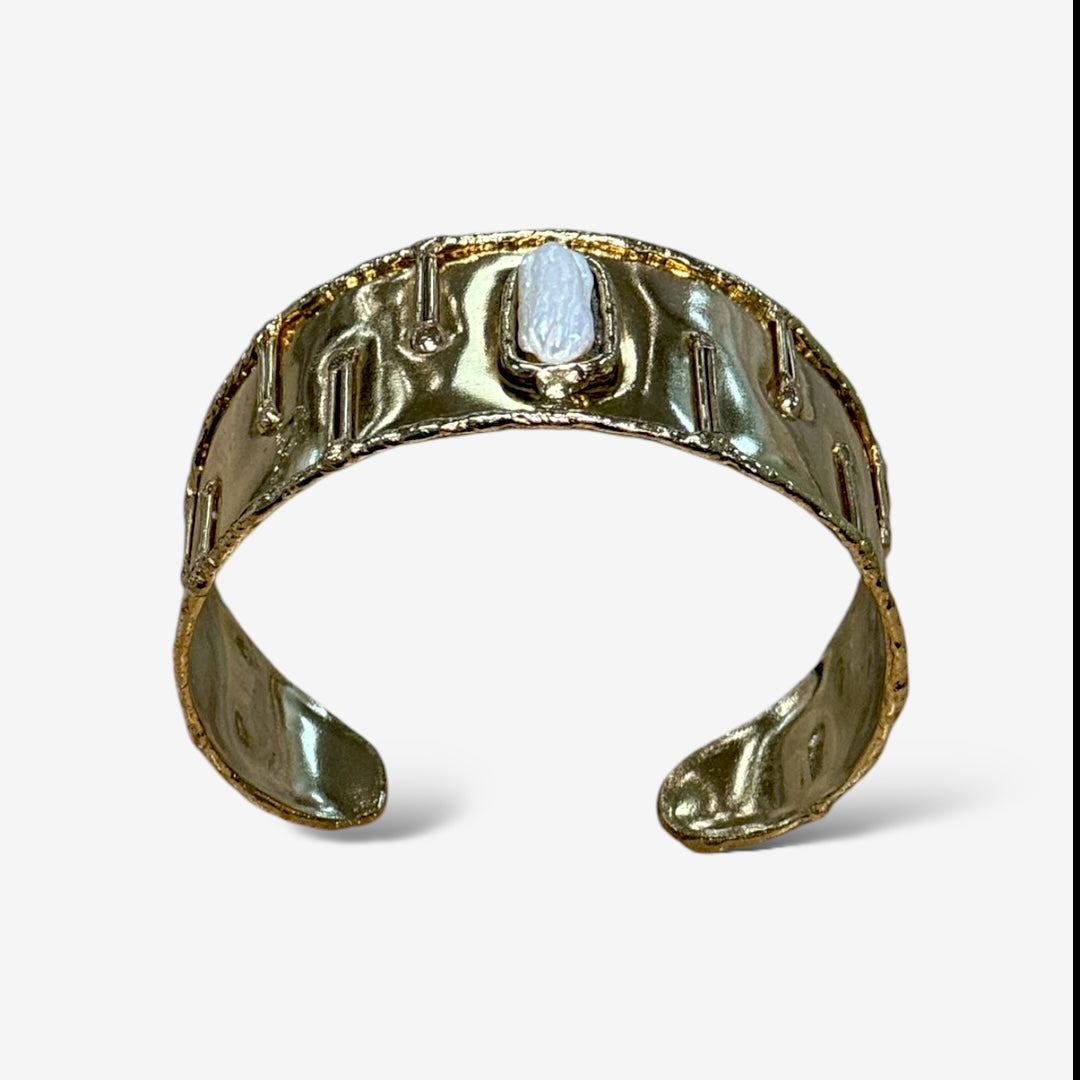 Faye Pearl Cuff