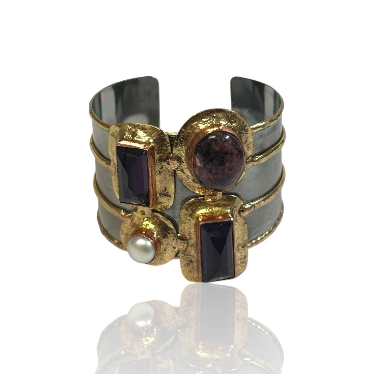 Horizon Gem Cuff