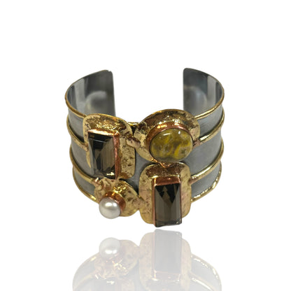 Horizon Gem Cuff