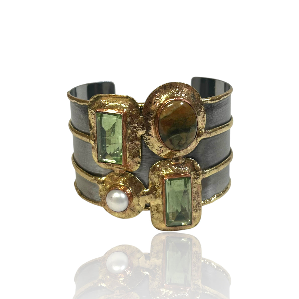 Horizon Gem Cuff