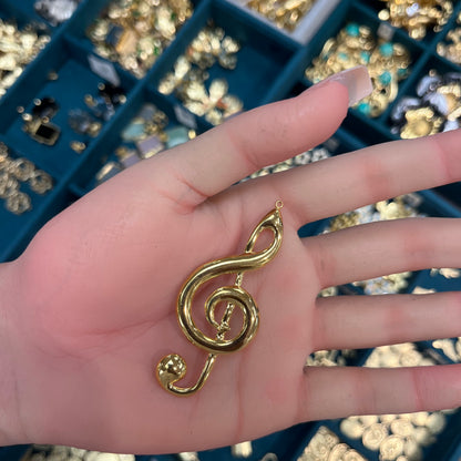 Lily Charm