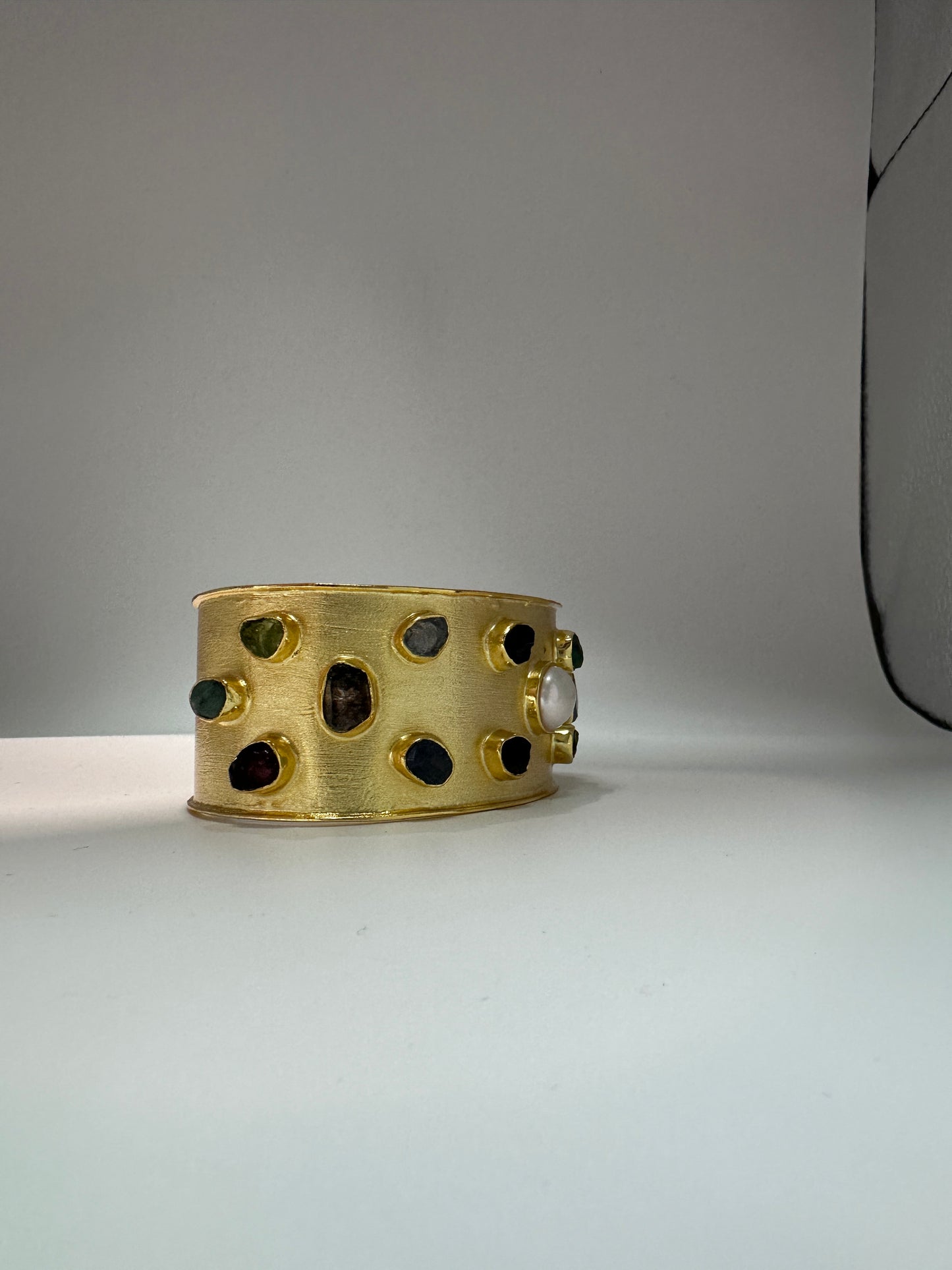 Crown cuff