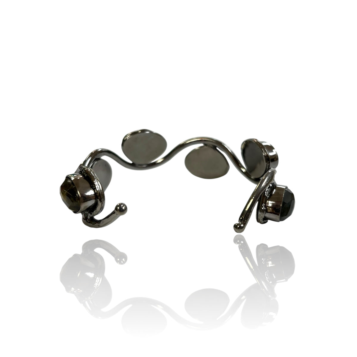 Lucia Cuff