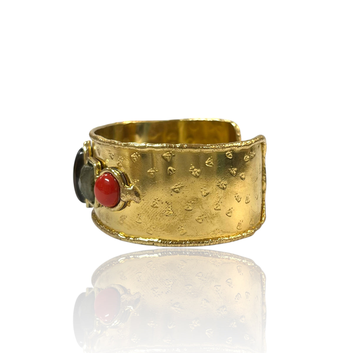 Mara Cuff