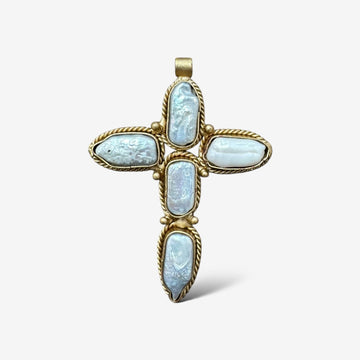 Naomi Pearl Pendant