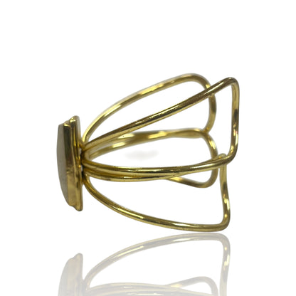 Nina Cuff