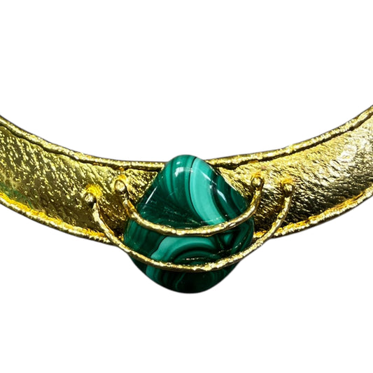 Queen’s Gleam Choker