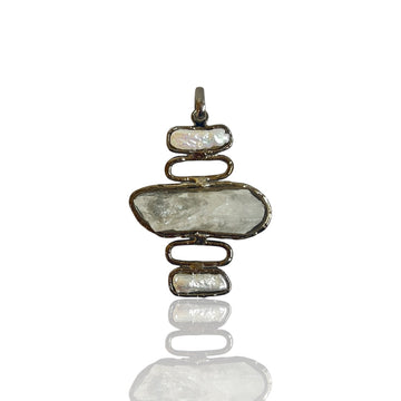 Samantha Quartz Pendant