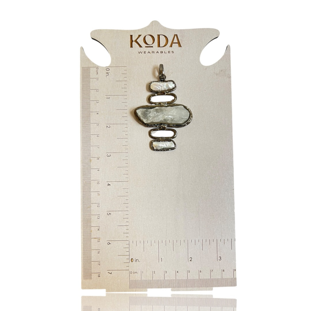 Samantha Quartz Pendant