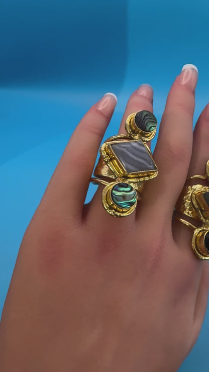 Amora Rings